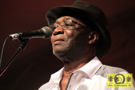 The Melodians (Jam) with The Magic Touch 20. This Is Ska Festival - Wasserburg, Rosslau 25. Juni 2016 (36).JPG